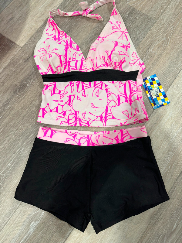 (NEW) Two-piece swimsuit swimwear in Women's - Other in City of Toronto
