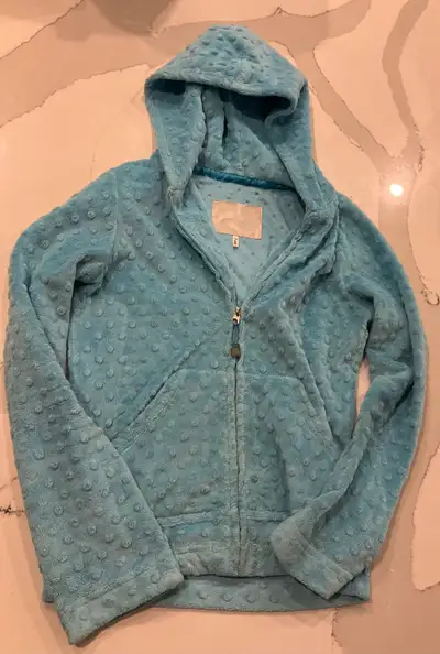 Triple Flip girls hoodie size four, View more