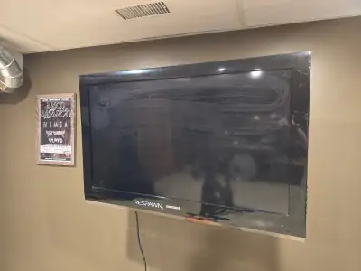 Used Samsung 40" 1080p LCD TV, View more