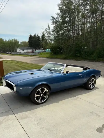 1968 Pontiac Firebird Convertible Rebuilt Pontiac 400 V8 engine has less than 500 kilometres on it....
