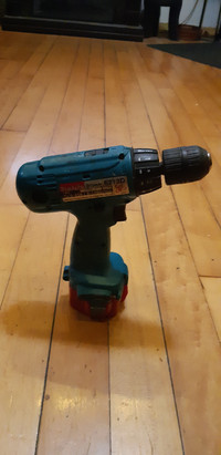 Kit Perceuse MAKITA 12v  1400/min.