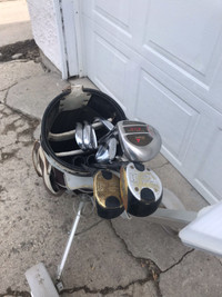Golf Bag with wheeled push cart and clubs