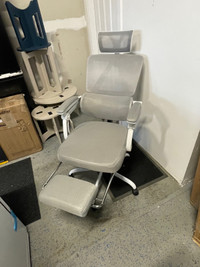 NEW Grey Office/ Computer Chair (Arm Rest) 