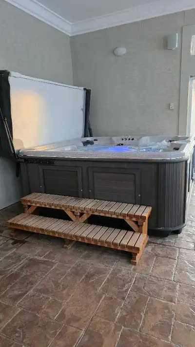 2020 Arctic Spa Summit L Hot Tub with spay boy. Recently service by Arctic Spa with clean bill of he...