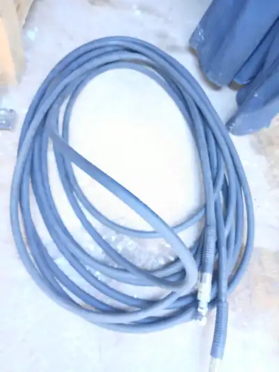 For Sale Campbell Hausfeld pancake compressor with new 50' rubber air line hardly been used thats wh...