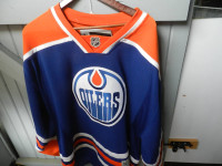 EDMONTON OILERS HOCKEY JERSEY