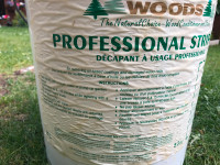 Woods Professional Wood Stripper (20 litres) and Neutralizer