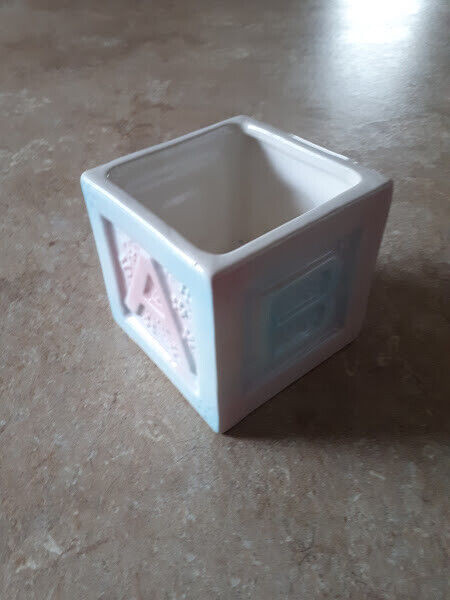 3.5" vintage cube ceramic holder for baby's room in Arts & Collectibles in Fredericton