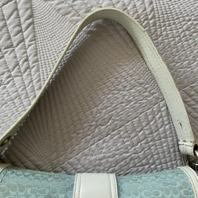 Coach White and Blue Mini Soho Shoulder Bag in Women's - Bags & Wallets in City of Toronto - Image 5