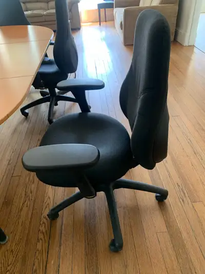 6 rarely used boardroom/office chairs. Black fully functional in great shape. $750 for all $125 each...