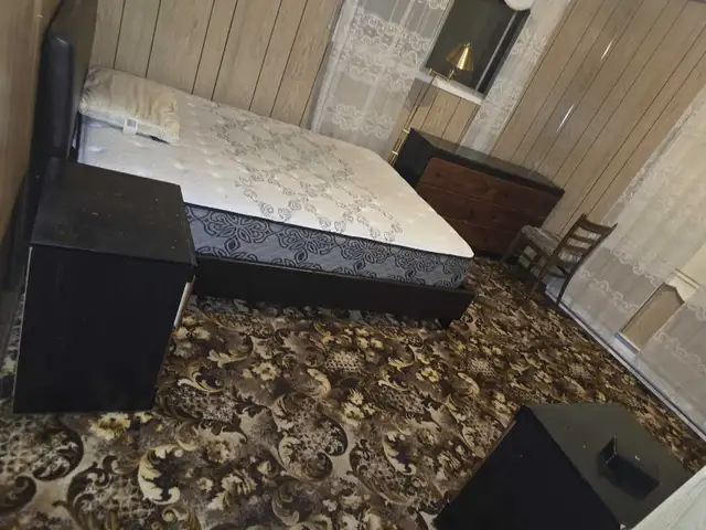 Room in a house. Main floor in Room Rentals & Roommates in Terrace - Image 4