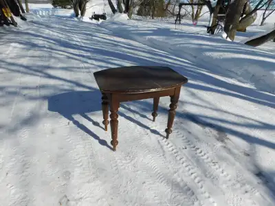 belle table antique en pin # 13133, View more