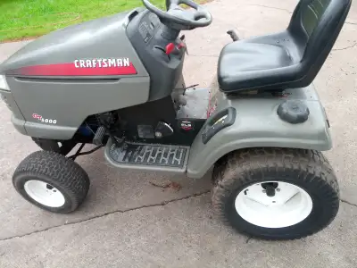 GT 5000 Tractor, Voir plus