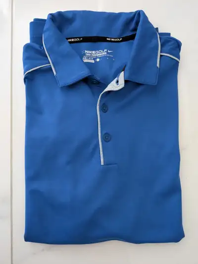 * Brand: Nike * Style: Golf Polo * Fit: Athletic * Material: Dri-FIT * Colour: Blue * Size: L