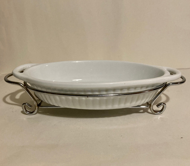  Vintage Baking Dish in Kitchen & Dining Wares in City of Toronto