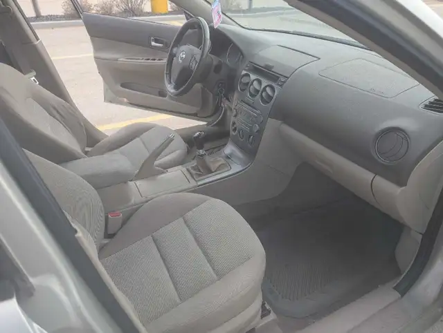 2004 Mazda6 V6 3.0L in Cars & Trucks in Edmonton - Image 8