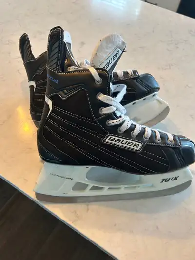 Bauer skates size 9 mens, View more
