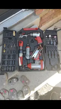 King Canada air tool kit in good shape