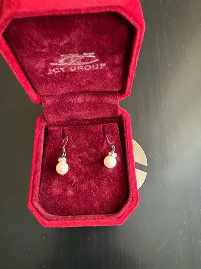 silver pearl earrings, View more