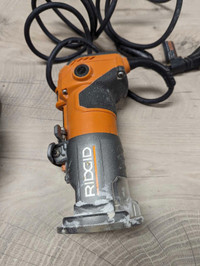 RIDGID 5.5 amp corded compact router