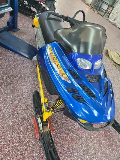 2000 ski doo summit 600 136 x 2 inch track. Motor has been gone through runs great and works as it s...