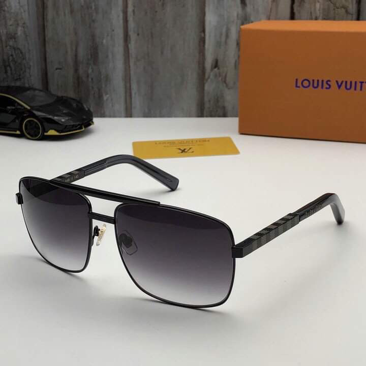 Louis vuitton attitude black men sunglasses lunettes LV, Hommes, Ville de  Montréal