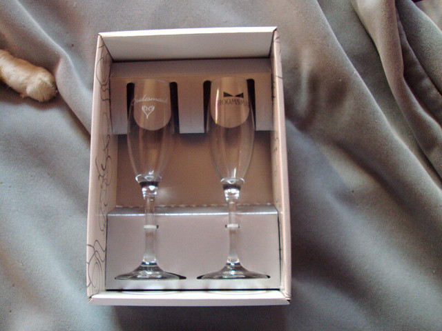 HORTENSE B. HEWITT BRIDESMAID & GROOMSMAN CHAMPAGNE FLUTES in Arts & Collectibles in Mississauga / Peel Region - Image 3