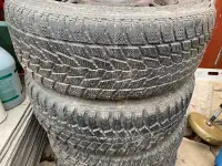 Used Winter Tires Excellent Condition size 205 65R15
