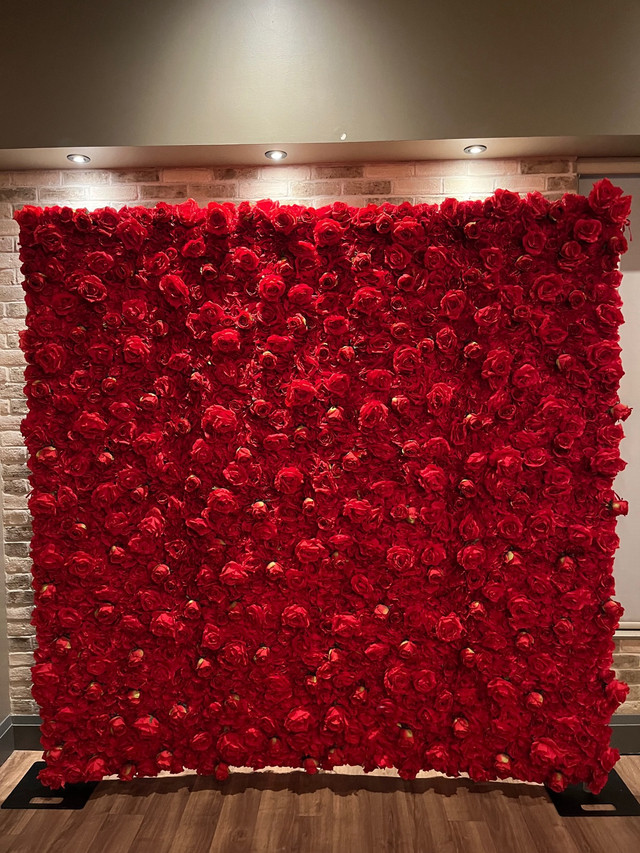 Bright red flower wall- rental  in Entertainment in Mississauga / Peel Region - Image 4