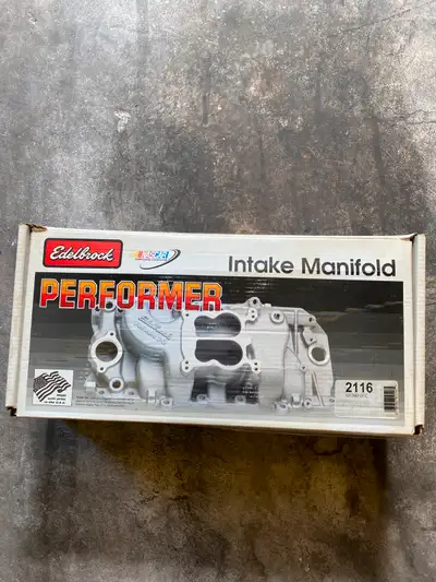 Like new condition, used to break in motor. •Based on #350-2101, this manifold was designed for the...