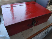 WOOD TOOL BOX Vintage TOOLBOX CHEST