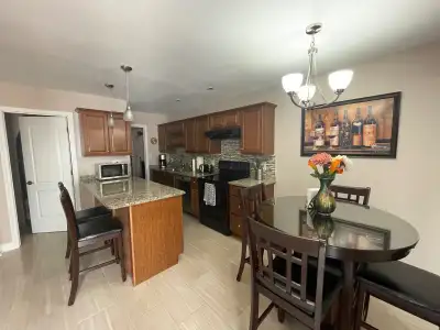 Luxury Townhouse 2BR2BA-2 blocks from the Beach, View more