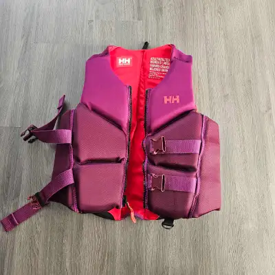 ✨️ No holds ✨️ Women's size Large The Helly Hansen Adult Evoprene PFD/Life Jacket combines premium s...