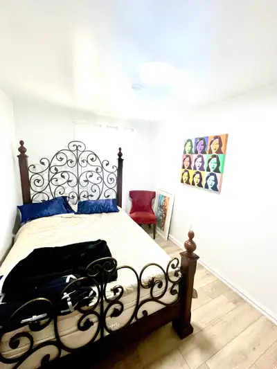 Short term room rental in Scarborough - Fully furnished room with private washroom. Available now. D...