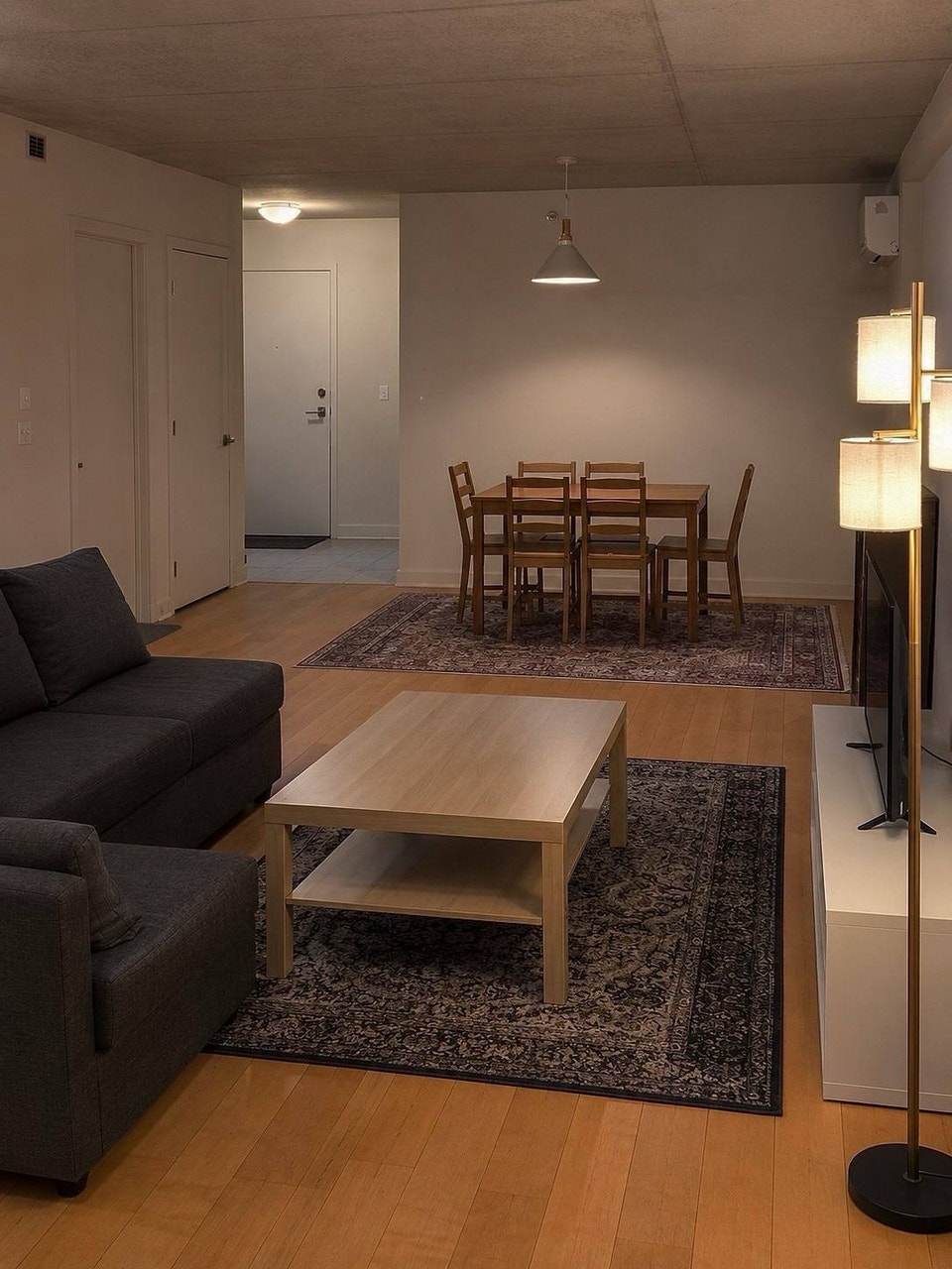 Renovated NDG Apartment for Lease Transfer  – Avail. Oct 4
