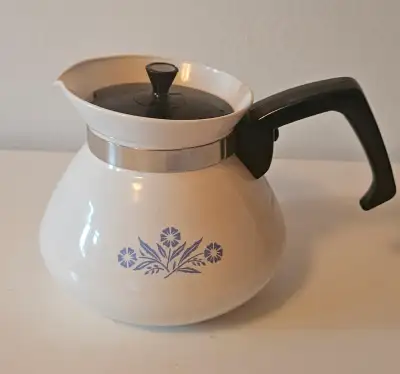 Corning ware blue corn flower 6cup teapot, View more