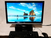 Dell Optiplex ( SFF ) Desktop Computer w 24" Wide Screen Monitor