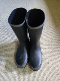 Youth Rubber Boots - Never worn
