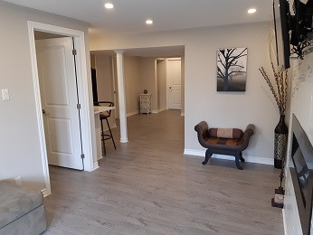 Fully furnished Walk-Out Basement Apartment at Stittsville in Long Term Rentals in Ottawa - Image 3