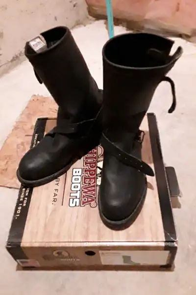 Men's Vintage style motorcycle engineering/work boots size 11 good condition upper & sole only worn...