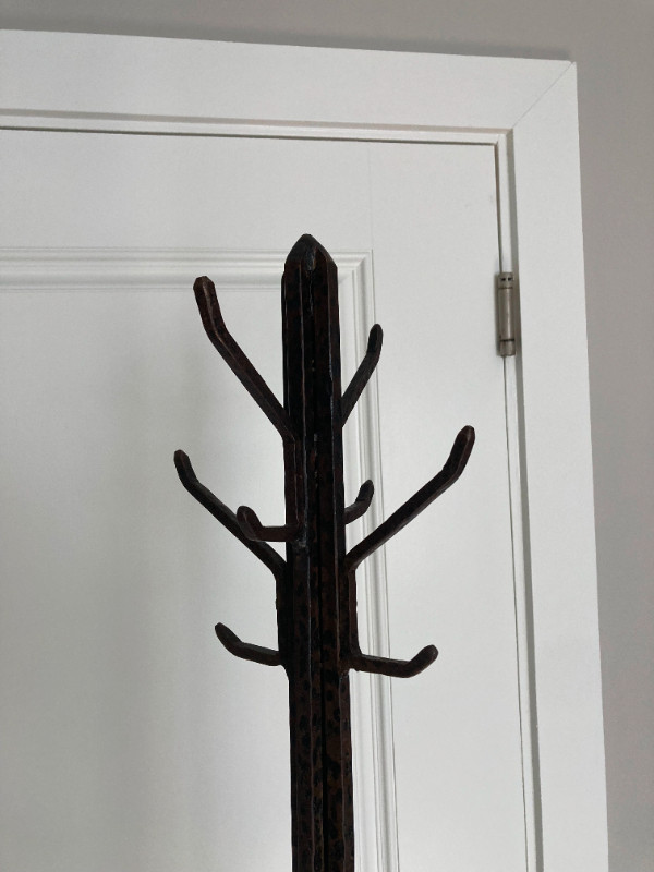 Iron Coat Stand in Other in Delta/Surrey/Langley - Image 4