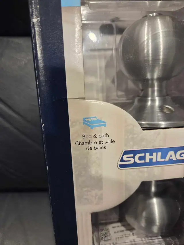 Schlage Bed/Bath Doorknob in Windows, Doors & Trim in City of Montréal - Image 3
