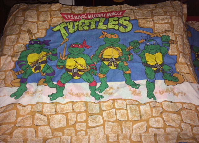 RETRO 1980's Ninja TUrtles Bedding set for single bed in Arts & Collectibles in Oshawa / Durham Region - Image 3