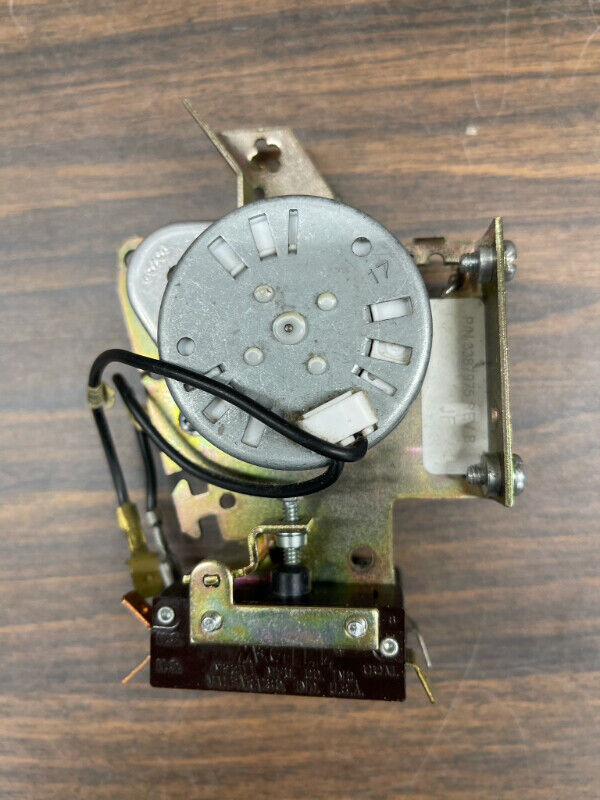 Coin Op Dryer Timer Motor in Washers & Dryers in Oshawa / Durham Region - Image 2