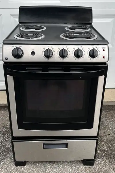 24” GE COIL TOP ELECTRIC STOVE STAINLESS STEEL APARTMENT SIZE , View more