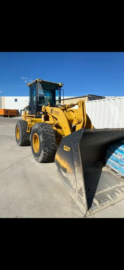 2001 cat 928g with only 7700hrs. Hydraulic quick coupler AC blows cold. Everything works as it shoul...