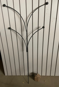 Decorative garden stake • wrought iron with 4 arms/knobs•46.5” 