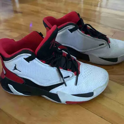 Jordan Max Aura 4, View more
