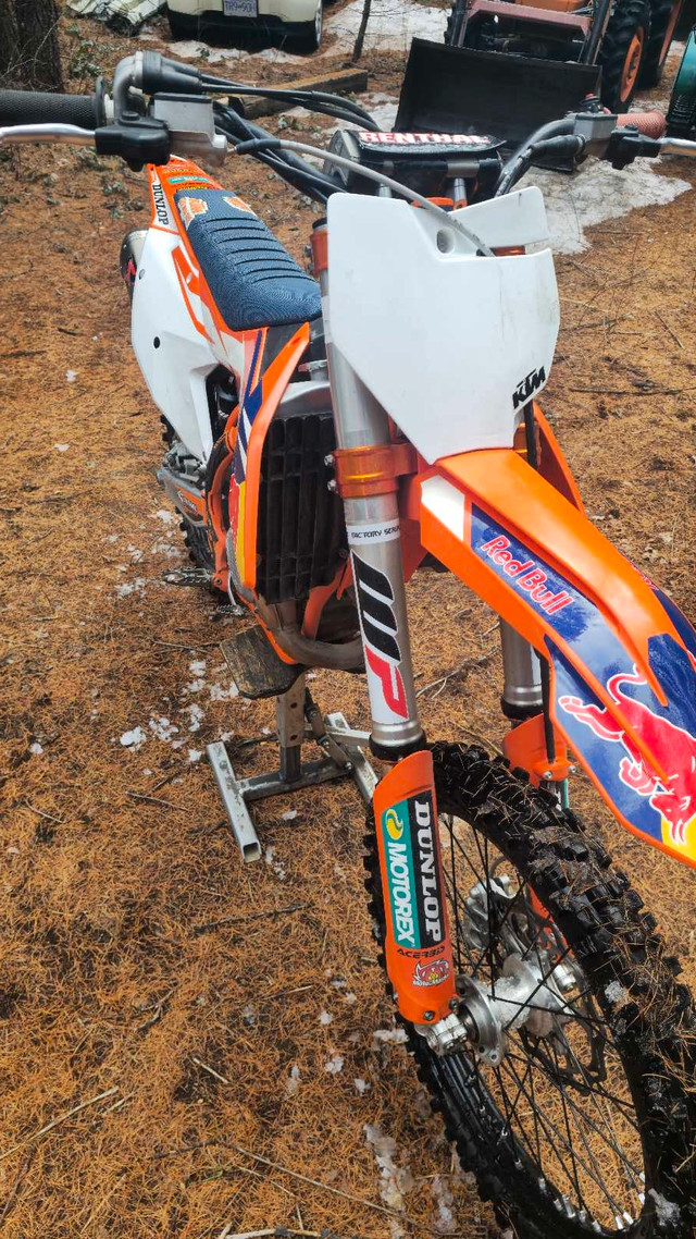 2016.5 KTM SXF 450 Factory Edition in Dirt Bikes & Motocross in Cranbrook - Image 2
