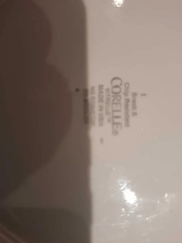 Corelle dinnerware lot in Kitchen & Dining Wares in Markham / York Region - Image 4